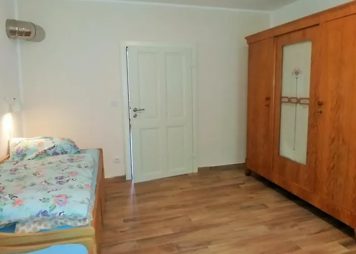 Mirabellenhof-fewo Mit Terrasse